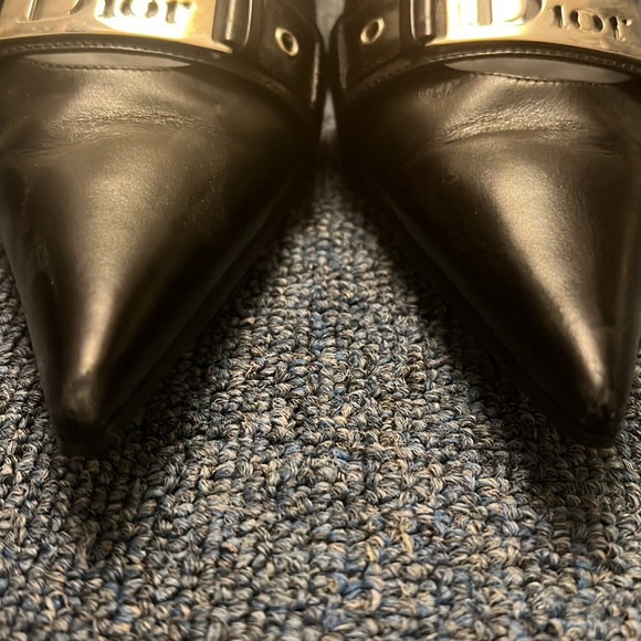 Authentic Dior shoes size 38.5. - Picture 5 of 9